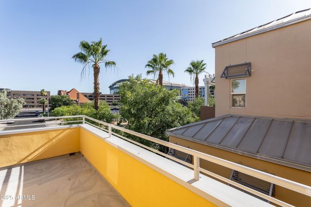 706 E WASHINGTON Street 124, Phoenix, AZ 85034