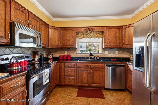 10199 Whale Avenue, Bay Saint Louis, MS 39520