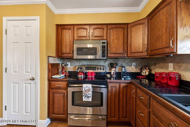 10199 Whale Avenue, Bay Saint Louis, MS 39520