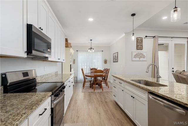 11602 MEADOWS, Berry, AL 35546