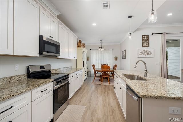 11602 MEADOWS, Berry, AL 35546
