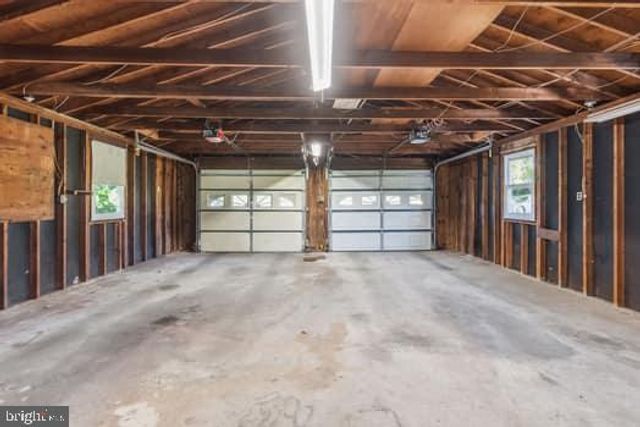 15 WINDING RD, Boyertown, PA 19512