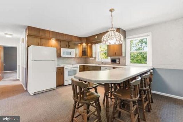 15 WINDING RD, Boyertown, PA 19512
