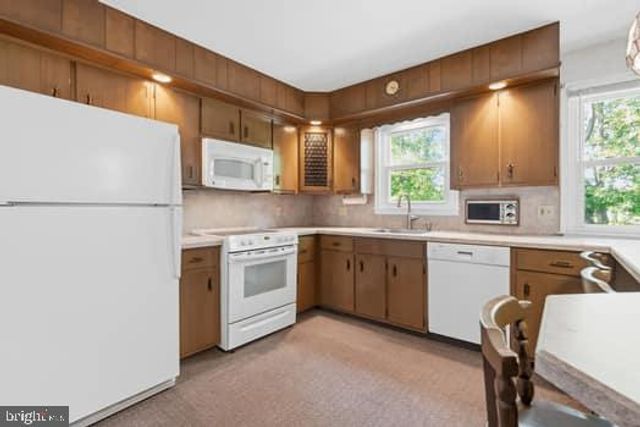 15 WINDING RD, Boyertown, PA 19512