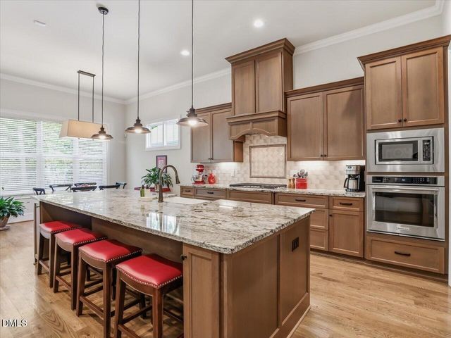 208 Fairway Vista Drive, Holly Springs, NC 27540