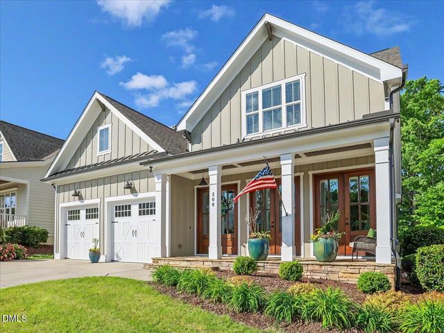 208 Fairway Vista Drive, Holly Springs, NC 27540