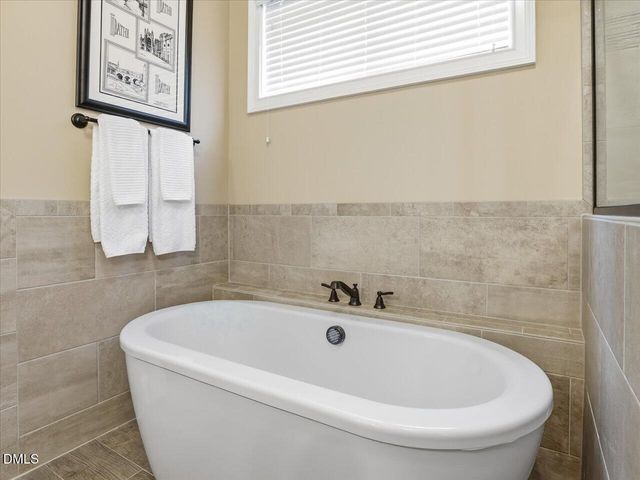 208 Fairway Vista Drive, Holly Springs, NC 27540