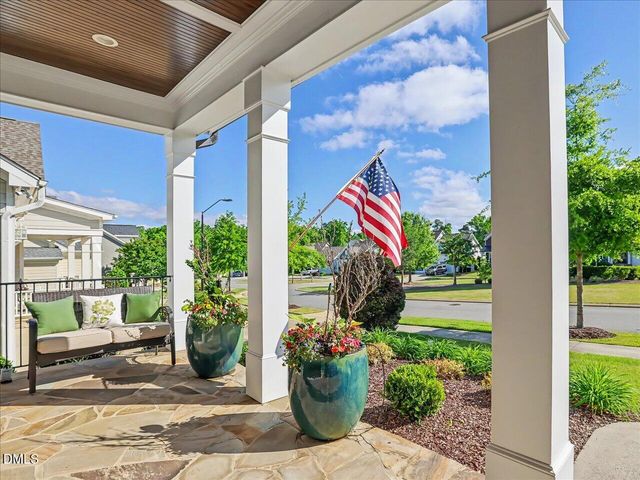 208 Fairway Vista Drive, Holly Springs, NC 27540