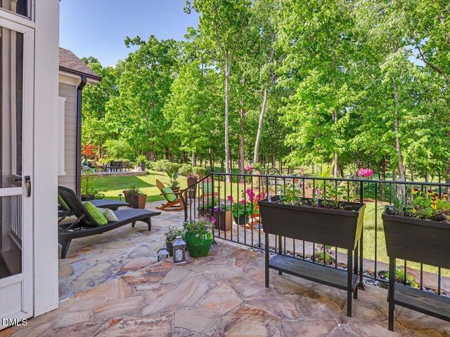 208 Fairway Vista Drive, Holly Springs, NC 27540