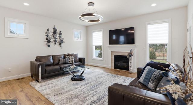 12108 GRANDVIEW HILL CT, Ashland, VA 23005