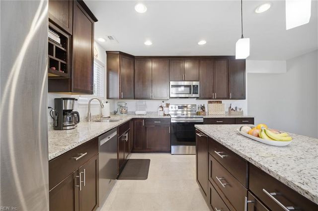 1928 Slalom DR, Virginia Beach, VA 23453