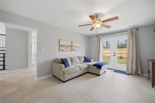 1928 Slalom DR, Virginia Beach, VA 23453