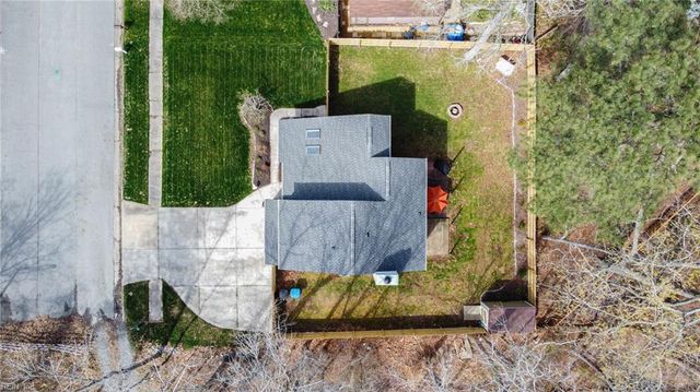 1928 Slalom DR, Virginia Beach, VA 23453