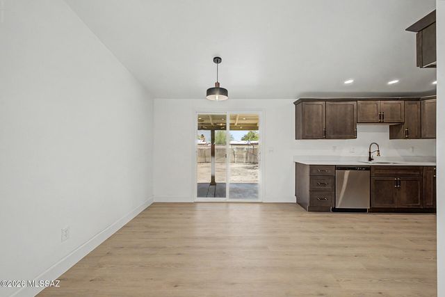 1212 W Fresno Street, Tucson, AZ 85745