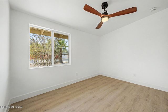 1212 W Fresno Street, Tucson, AZ 85745