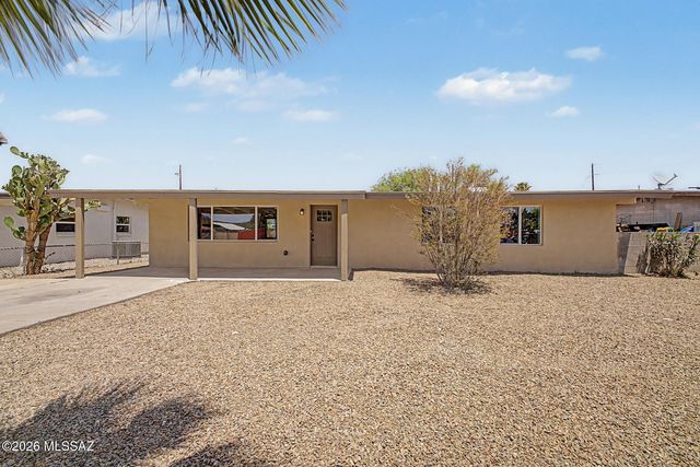 1212 W Fresno Street, Tucson, AZ 85745