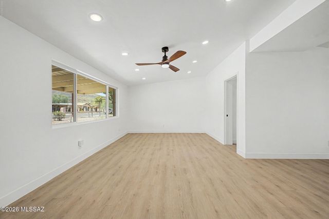 1212 W Fresno Street, Tucson, AZ 85745