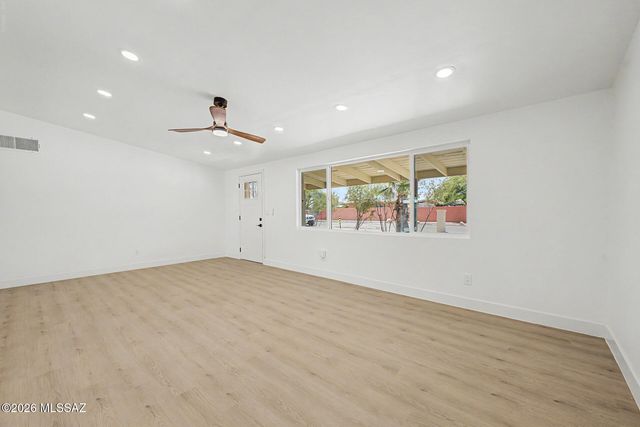1212 W Fresno Street, Tucson, AZ 85745
