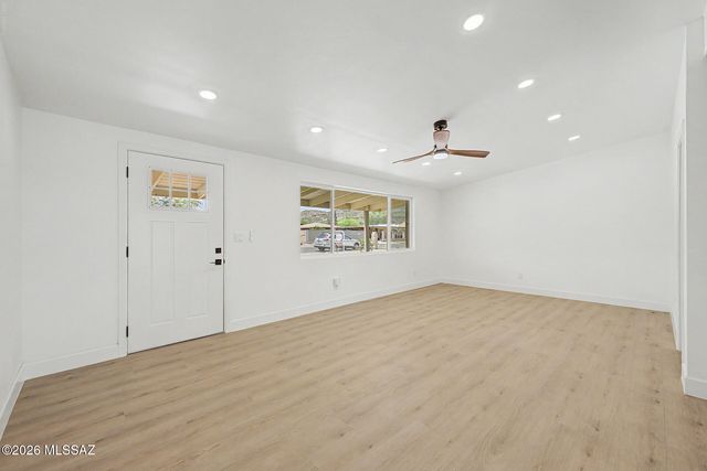 1212 W Fresno Street, Tucson, AZ 85745