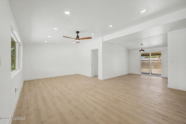 1212 W Fresno Street, Tucson, AZ 85745