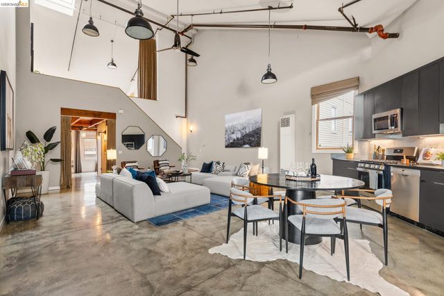 2875 Glascock St 209, Oakland, CA 94601