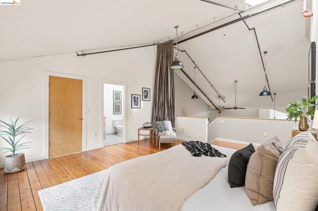 2875 Glascock St 209, Oakland, CA 94601