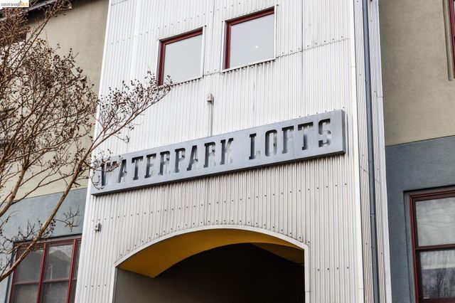 2875 Glascock St 209, Oakland, CA 94601