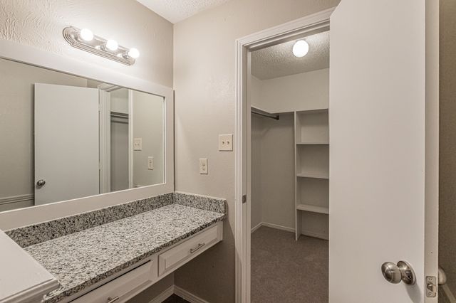 911 Cambridge Drive, Duncanville, TX 75137