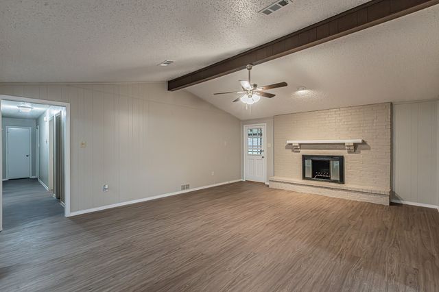 911 Cambridge Drive, Duncanville, TX 75137