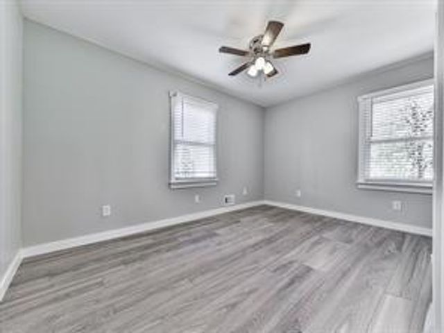 2406 Pine Drive NW, Kennesaw, GA 30152
