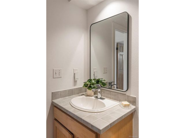 2895 Emerson Ave, Boulder, CO 80305