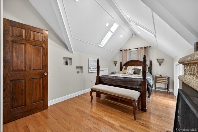 938 Van Buren Avenue, Franklin Square, NY 11010