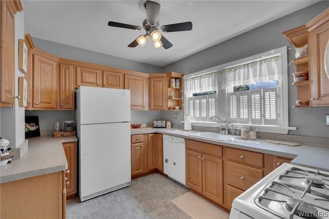 811 91st Street, Niagara Falls, NY 14304