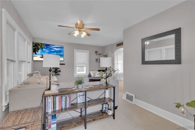 811 91st Street, Niagara Falls, NY 14304