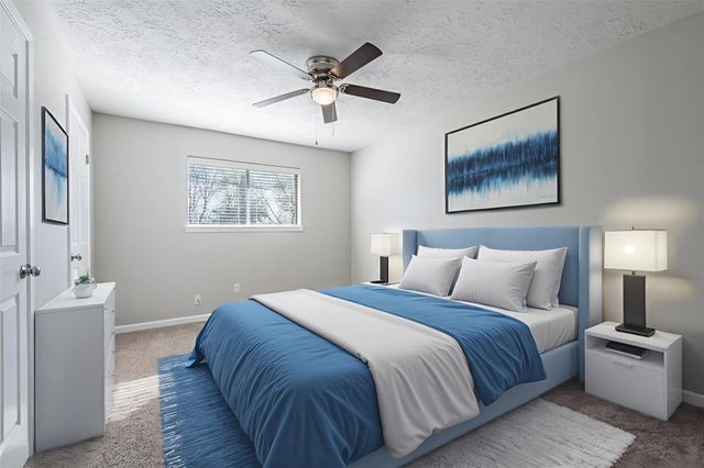 17602 Heritage Bay Drive, Webster, TX 77598