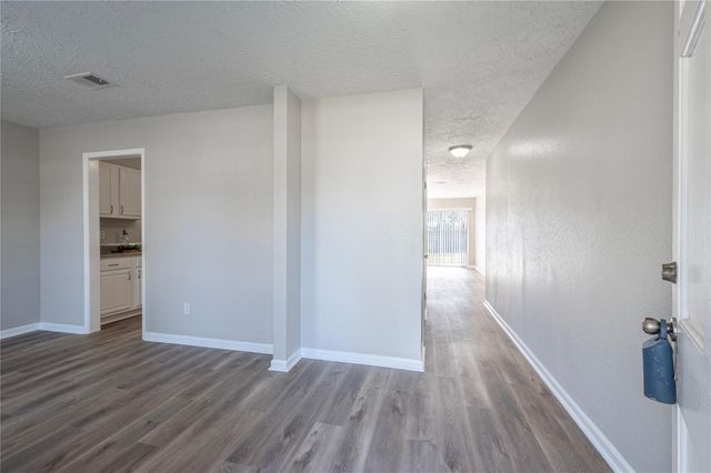 17602 Heritage Bay Drive, Webster, TX 77598