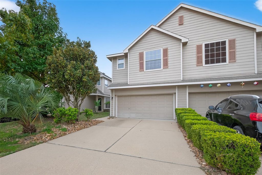 6127 Morningshire Lane, Houston, TX 77084