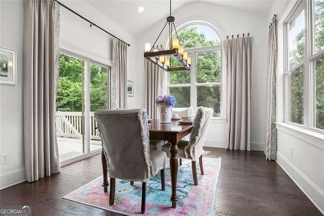 715 Creekside Bend, Alpharetta, GA 30004