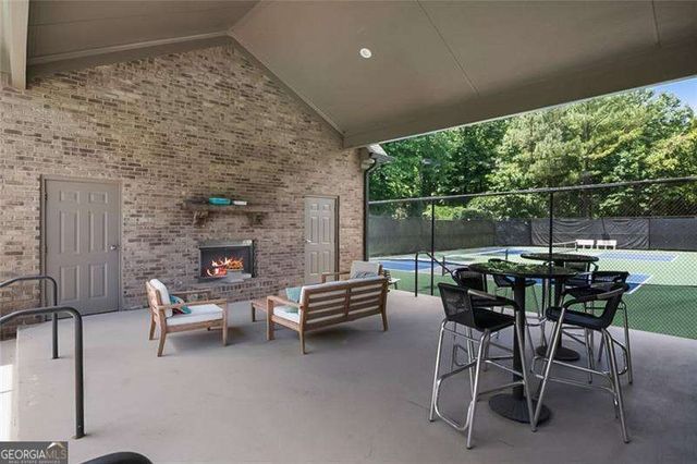 715 Creekside Bend, Alpharetta, GA 30004