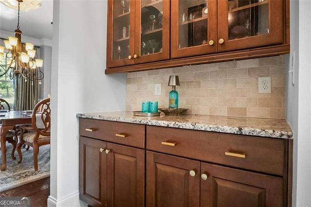 715 Creekside Bend, Alpharetta, GA 30004