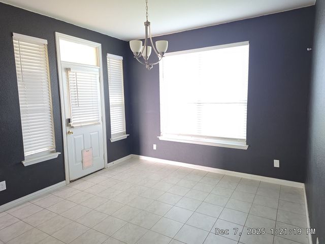 128 Spring Creek Circle, Paradise, TX 76073