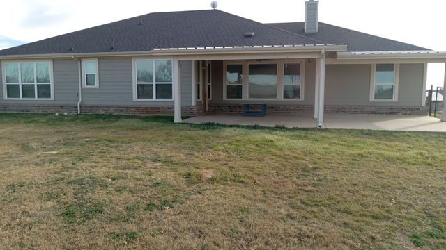 128 Spring Creek Circle, Paradise, TX 76073