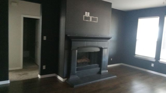 128 Spring Creek Circle, Paradise, TX 76073