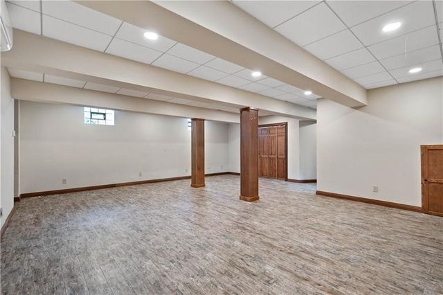 6050 Walton Rd, Jefferson Hills, PA 15332