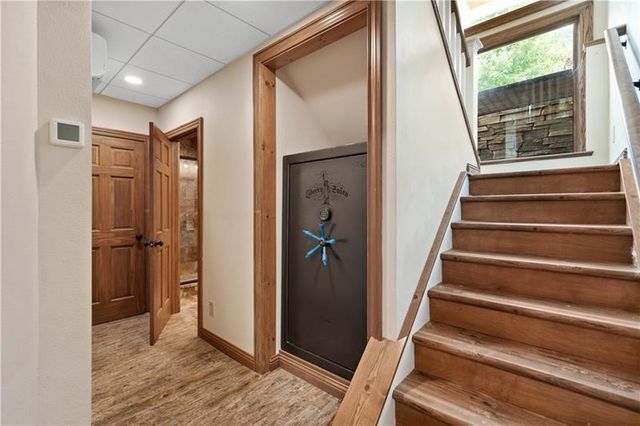 6050 Walton Rd, Jefferson Hills, PA 15332