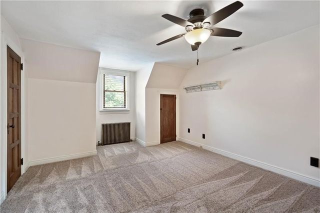 6050 Walton Rd, Jefferson Hills, PA 15332