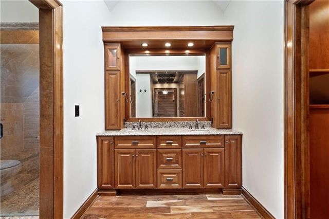 6050 Walton Rd, Jefferson Hills, PA 15332