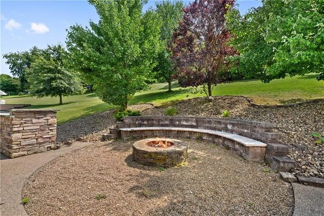 6050 Walton Rd, Jefferson Hills, PA 15332