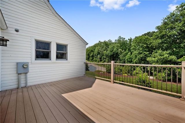 6050 Walton Rd, Jefferson Hills, PA 15332