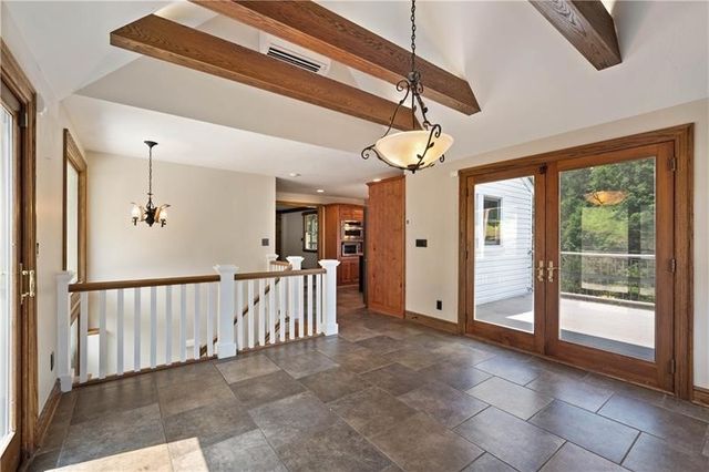 6050 Walton Rd, Jefferson Hills, PA 15332